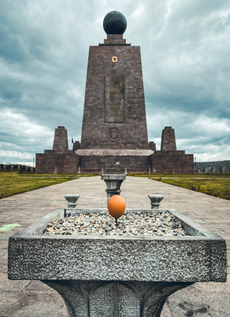 Mitad del mundo, Équateur