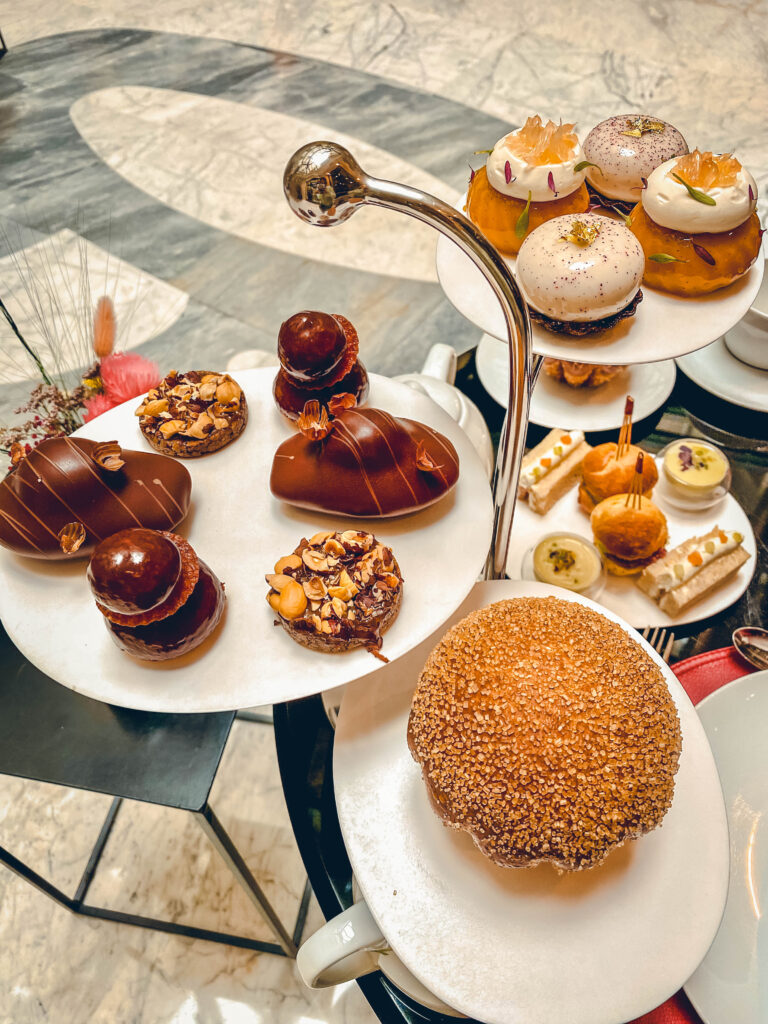 Tea Time à l'hôtel Burgundy de Paris
