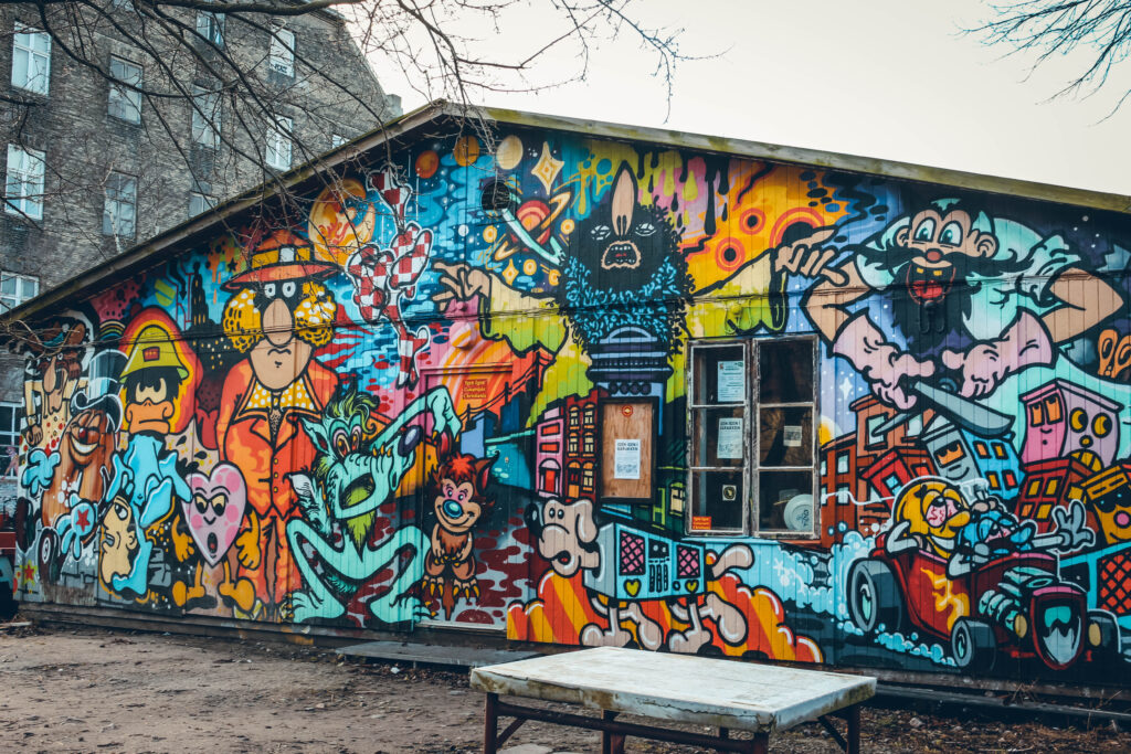 Street art dans le quartier de Christiana à Copenhague