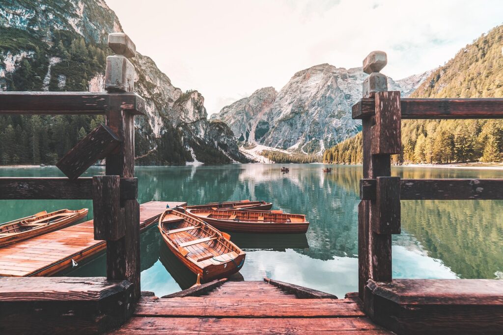Lac de Braies Dolomites